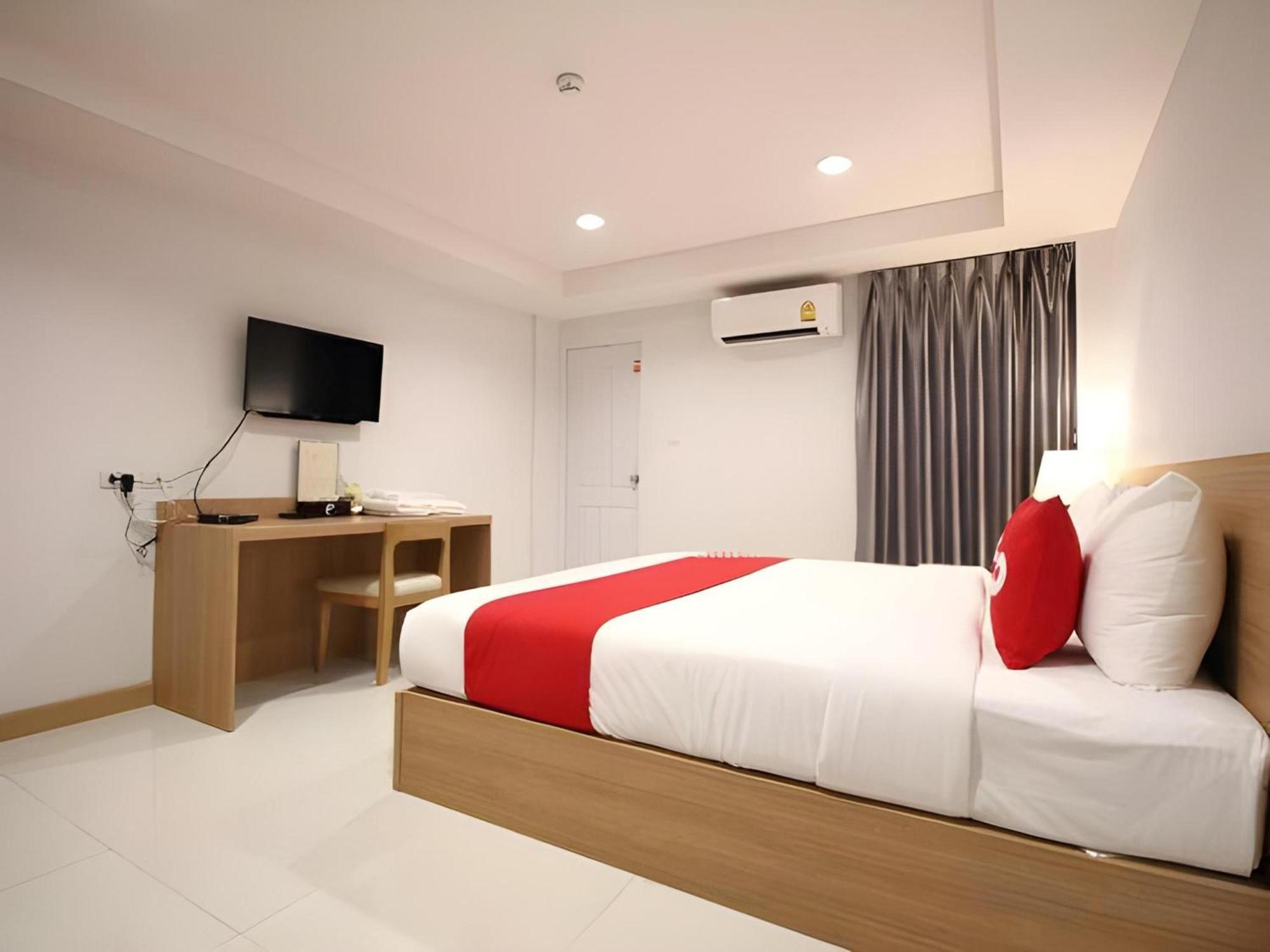 Super Oyo 483 Pannee Hotel Khaosan Bangkok Eksteriør bilde