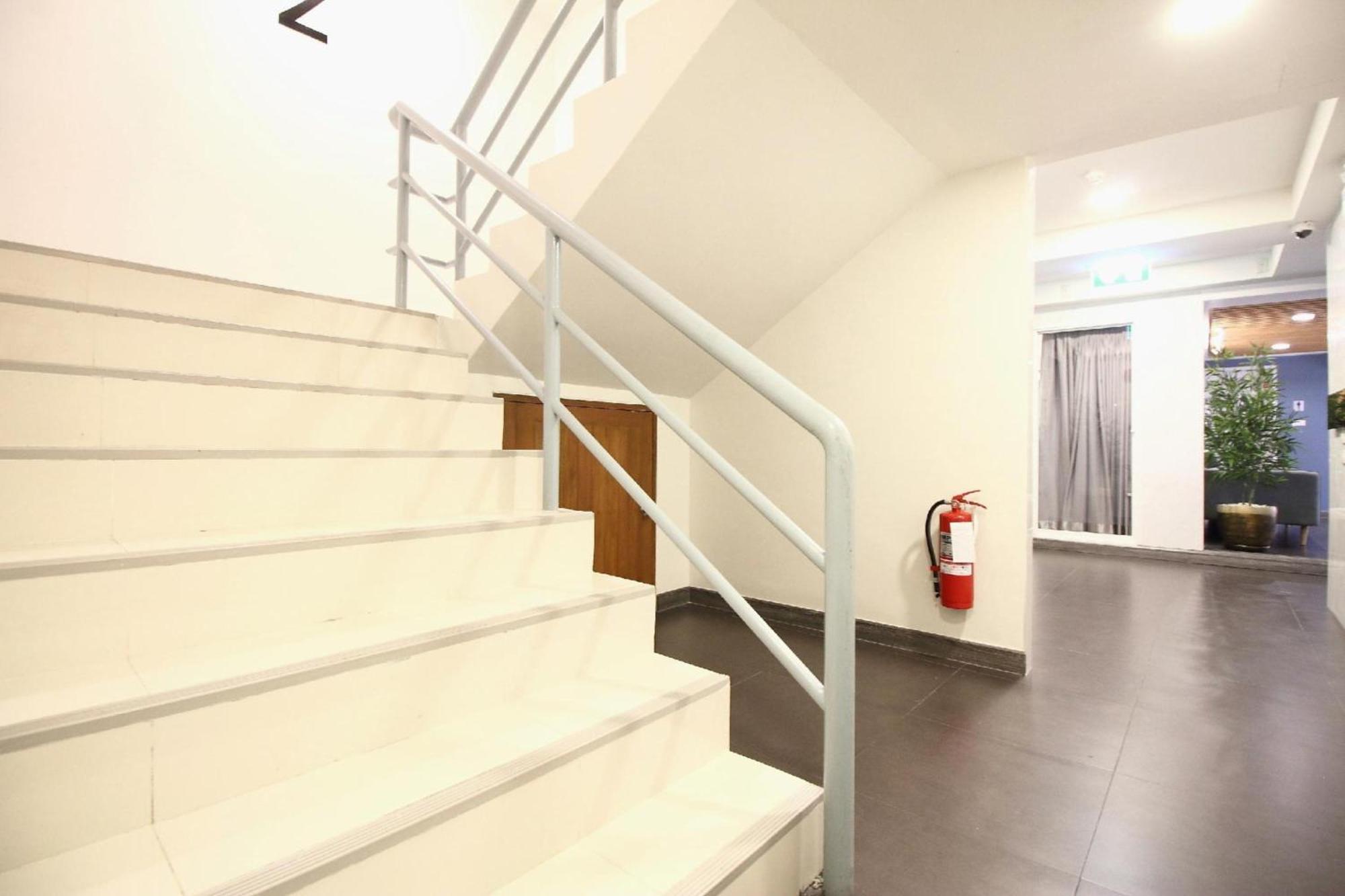 Super Oyo 483 Pannee Hotel Khaosan Bangkok Eksteriør bilde